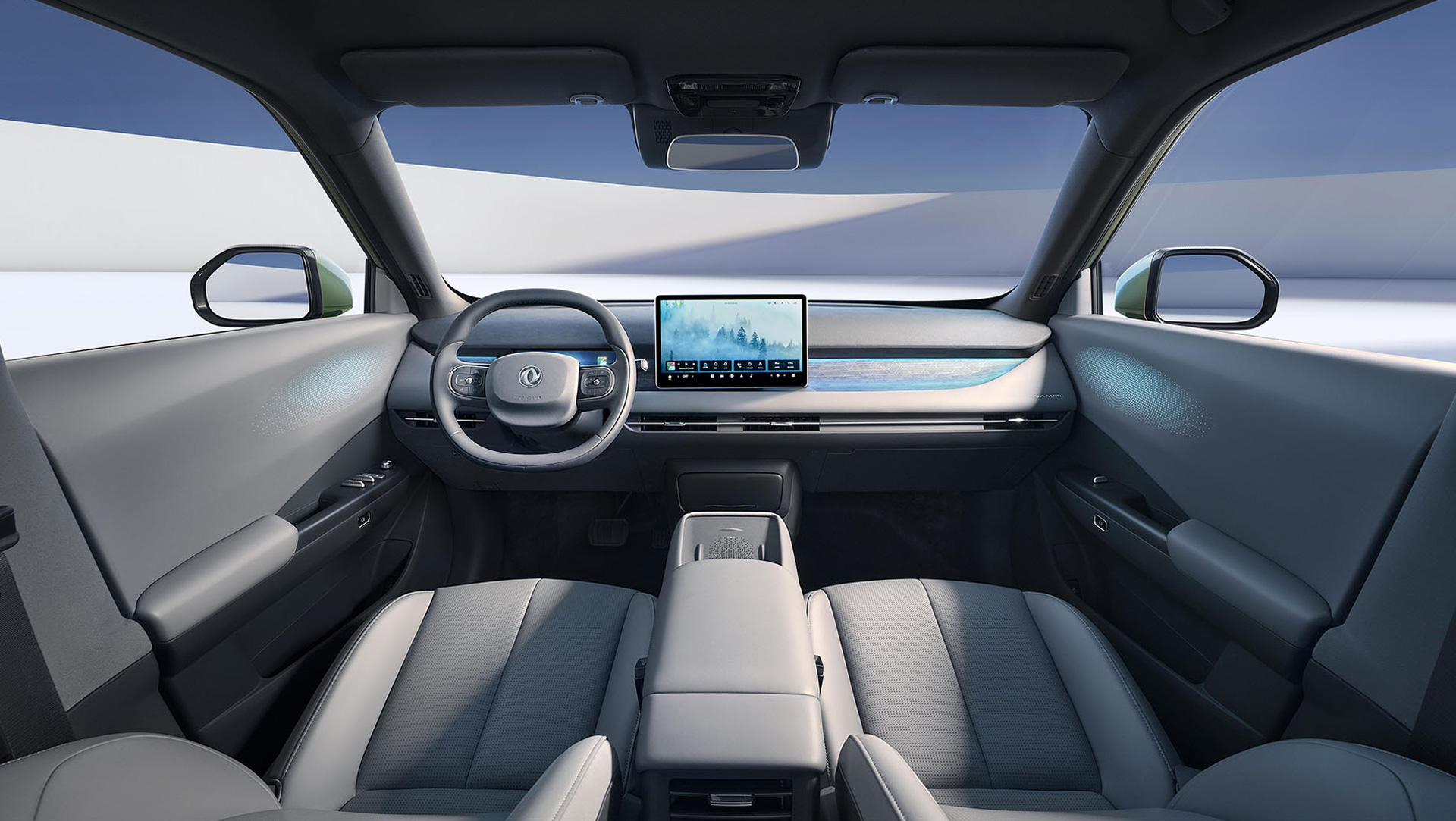 Ciemnoszare wnętrze i czarne elementy.